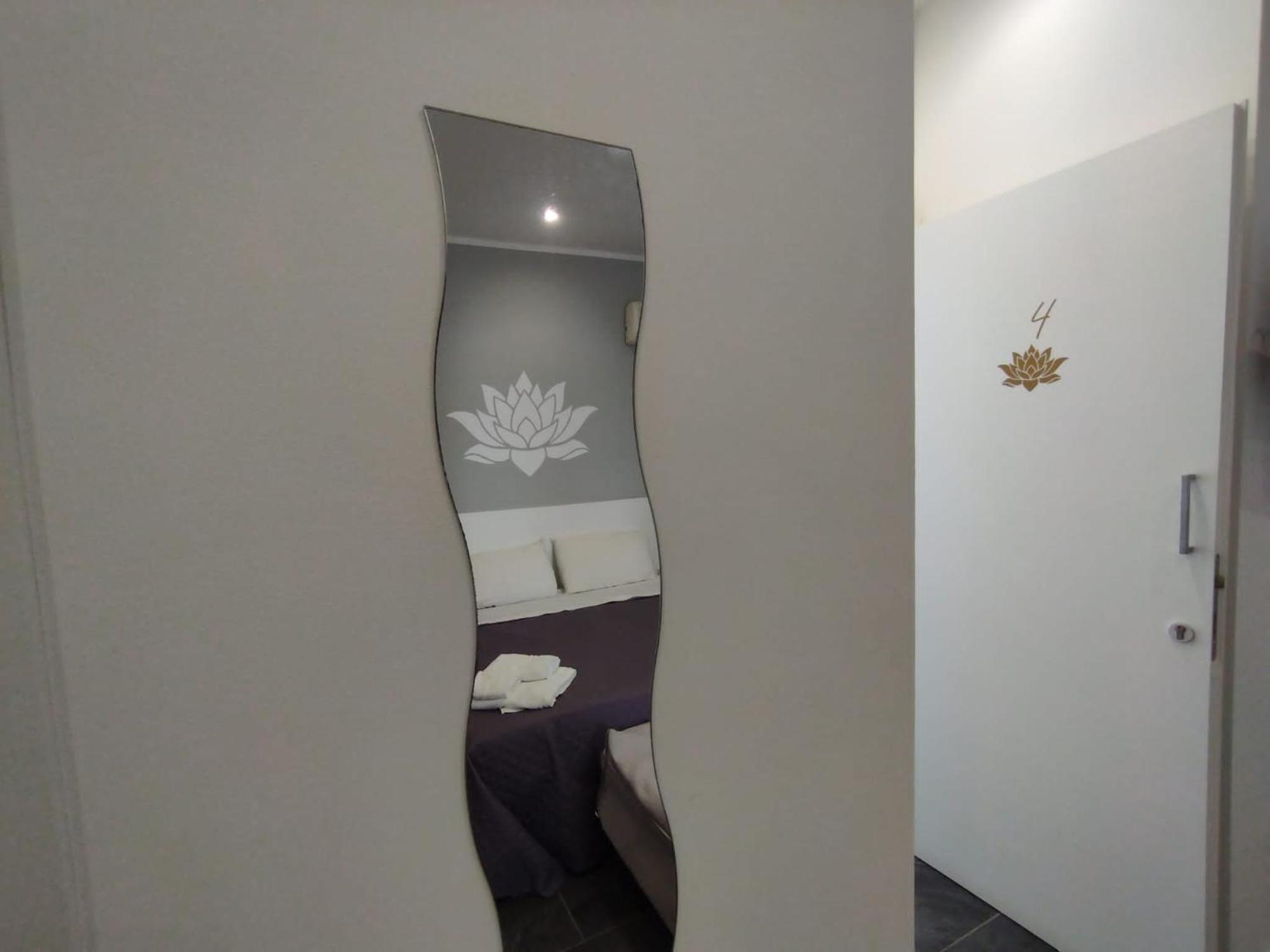 Fiore Di Loto Rooms Carini Eksteriør bilde